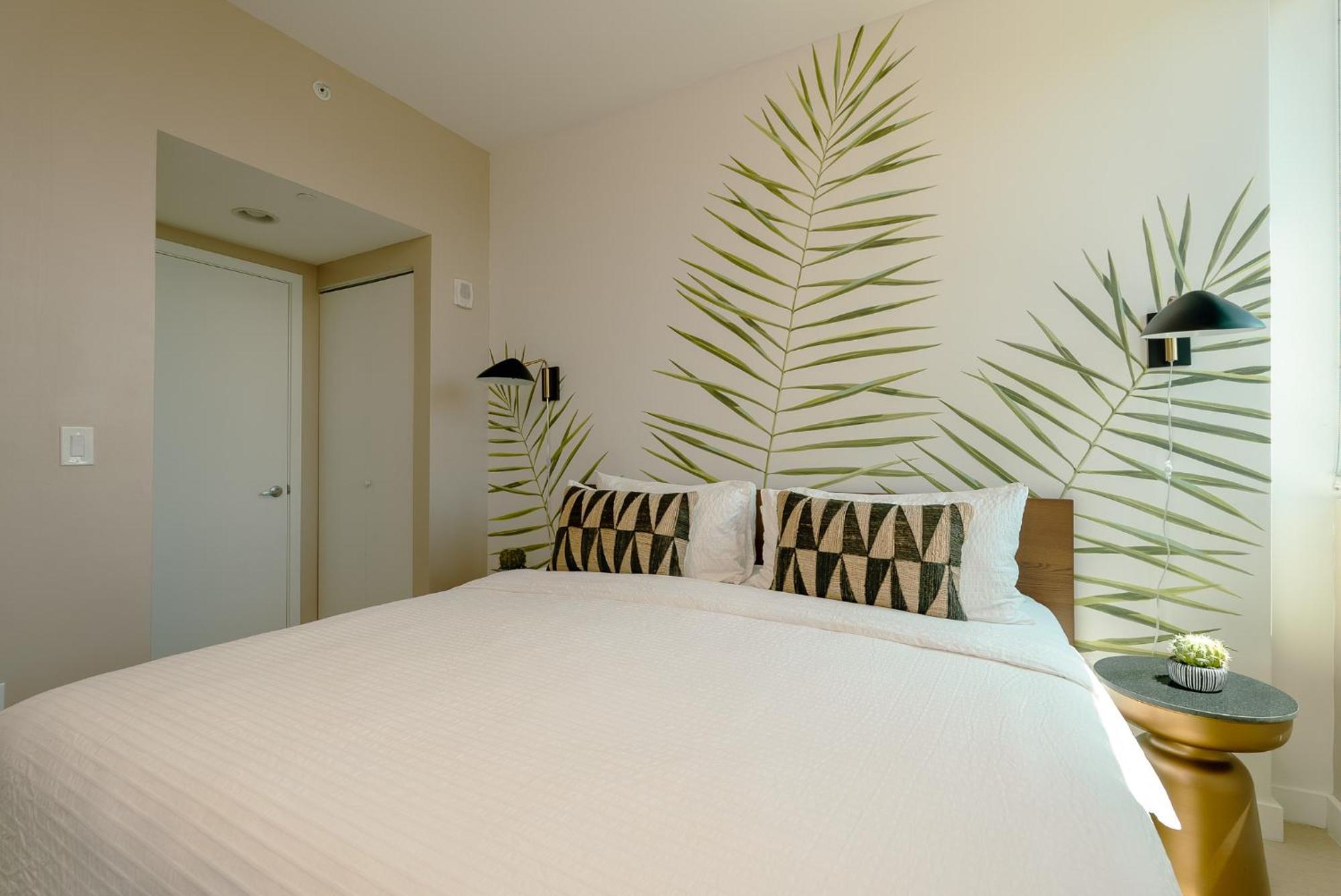 Ocean 2 Sky At Monte Carlo Miami Beach Rom bilde